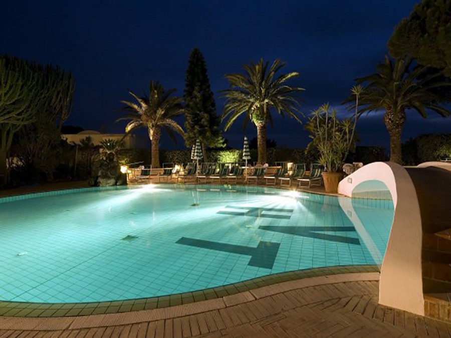 Vacanza Luglio Ischia Hotel Villa Teresa Forio Tre Stelle Piscine Terme Benessere Hotel Vicino al Mare
