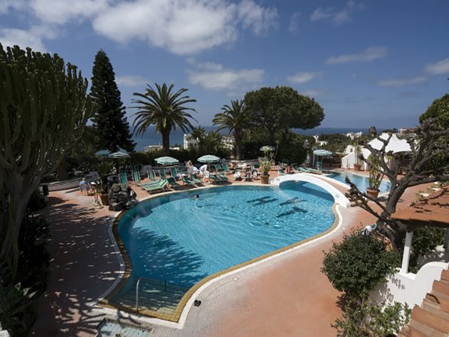 Ferragosto Benessere Forio Lastminute Hotel Villa Teresa Tre Stelle Piscine Terme Vacanza Spiaggia Hotel Vicino al Mare