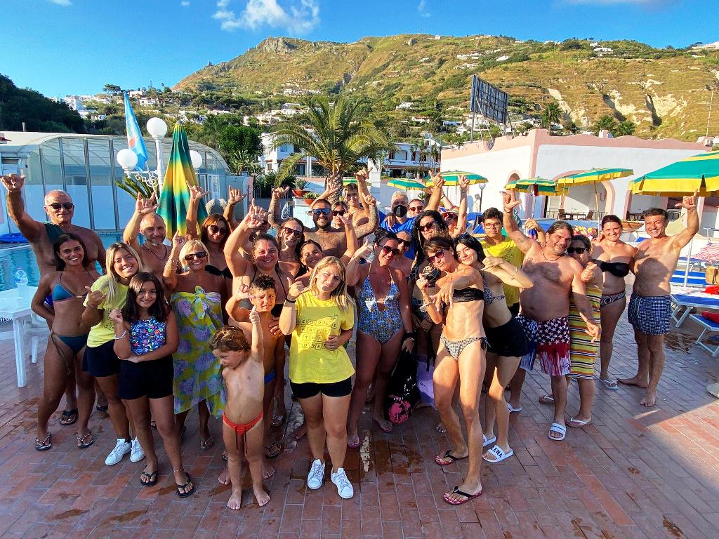 Hotel Castiglione Village Settembre: vacanza lastminute a Forio tra mare, piscine, sole e spiaggia nel villaggio 3 stelle