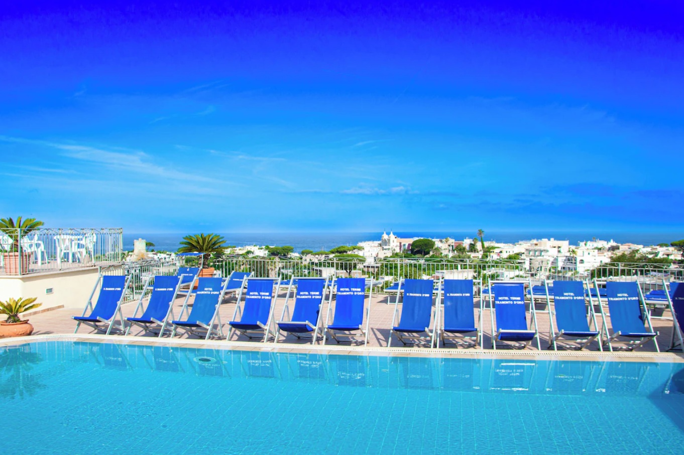 Hotel Tramonto d' Oro